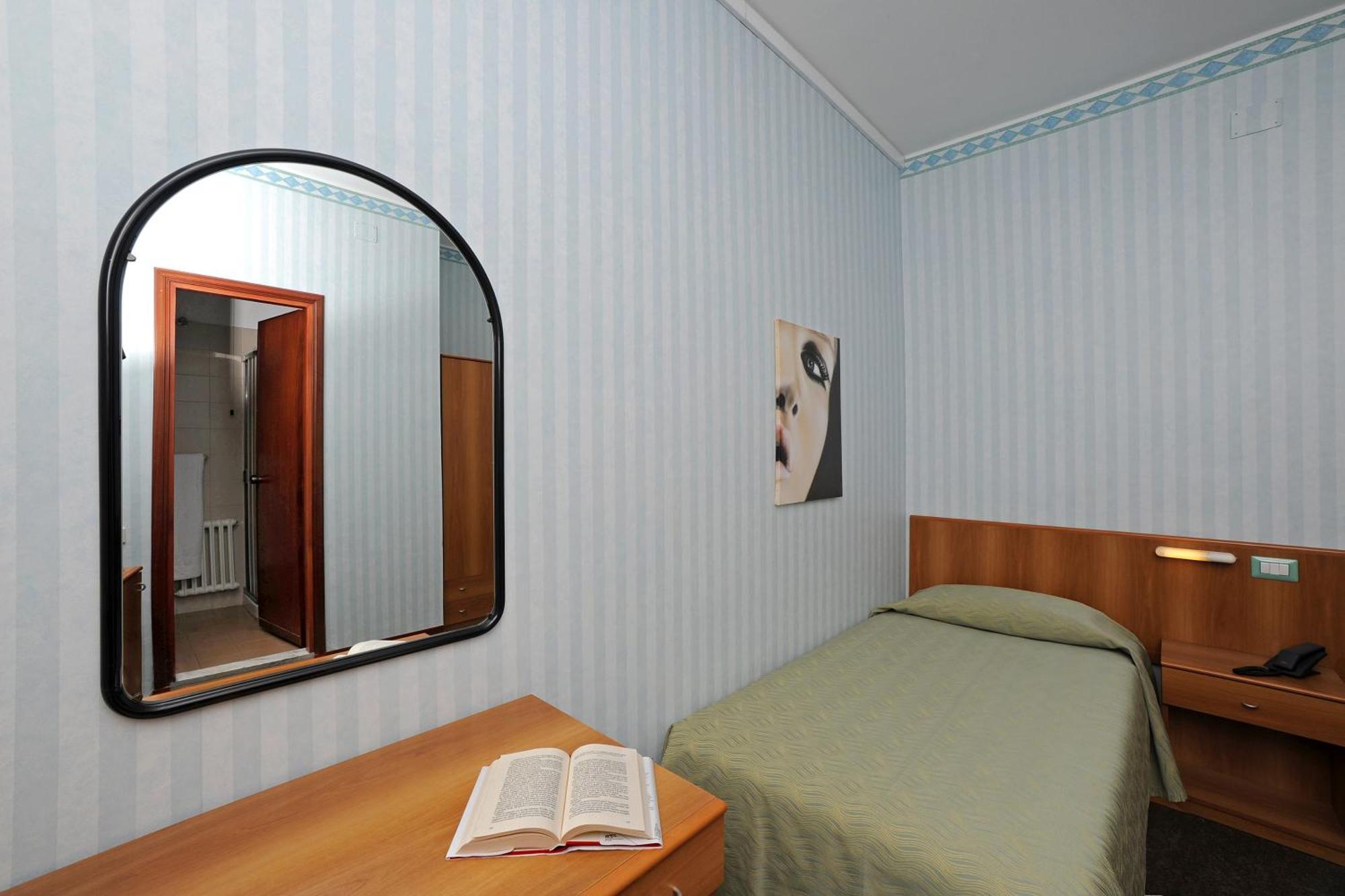 Tuscia Hotel Viterbo Bilik gambar